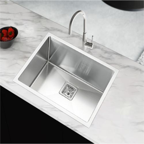 Signature Quadra Kitchen Sink